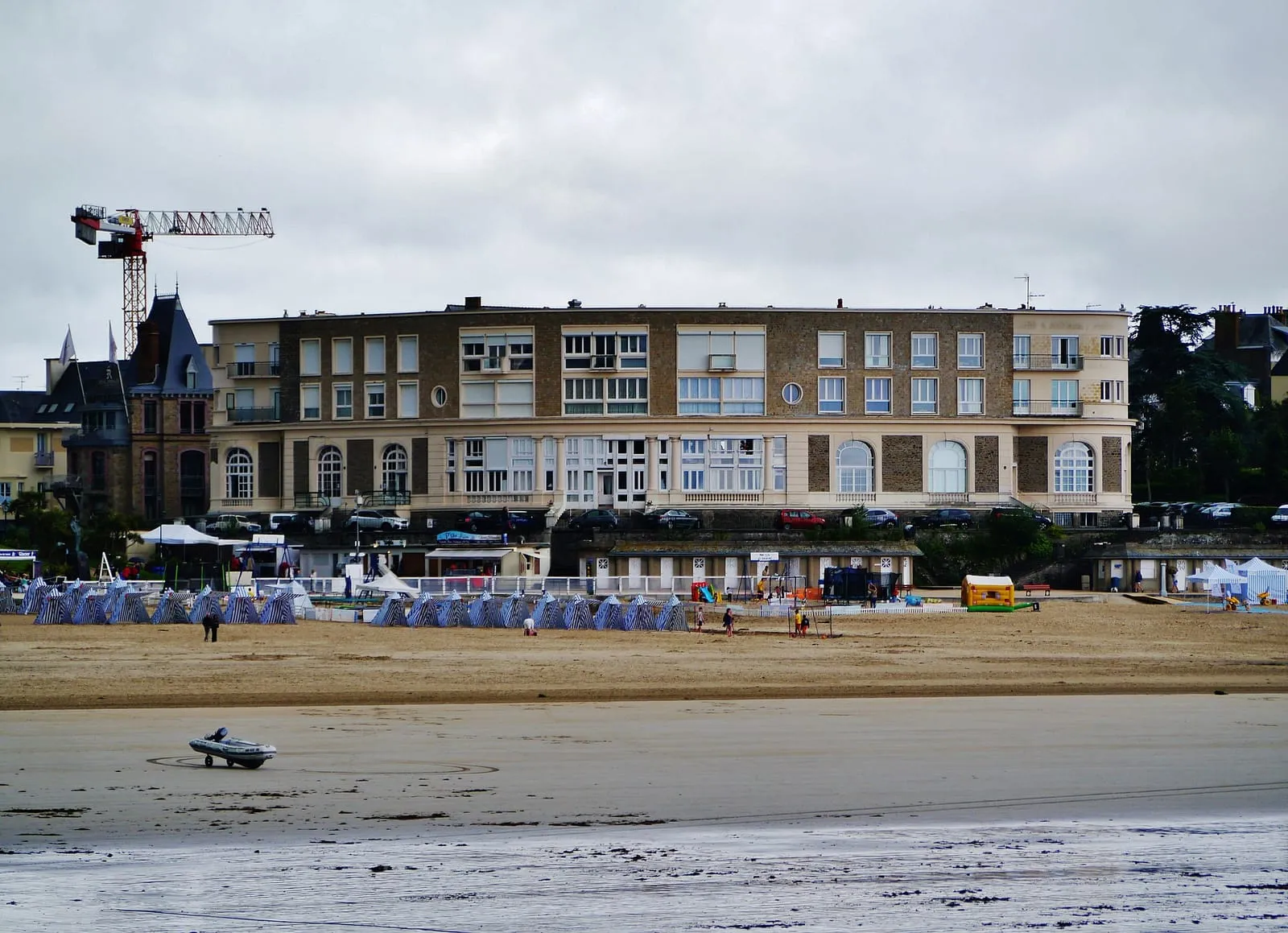 Écluse beach in Dinard