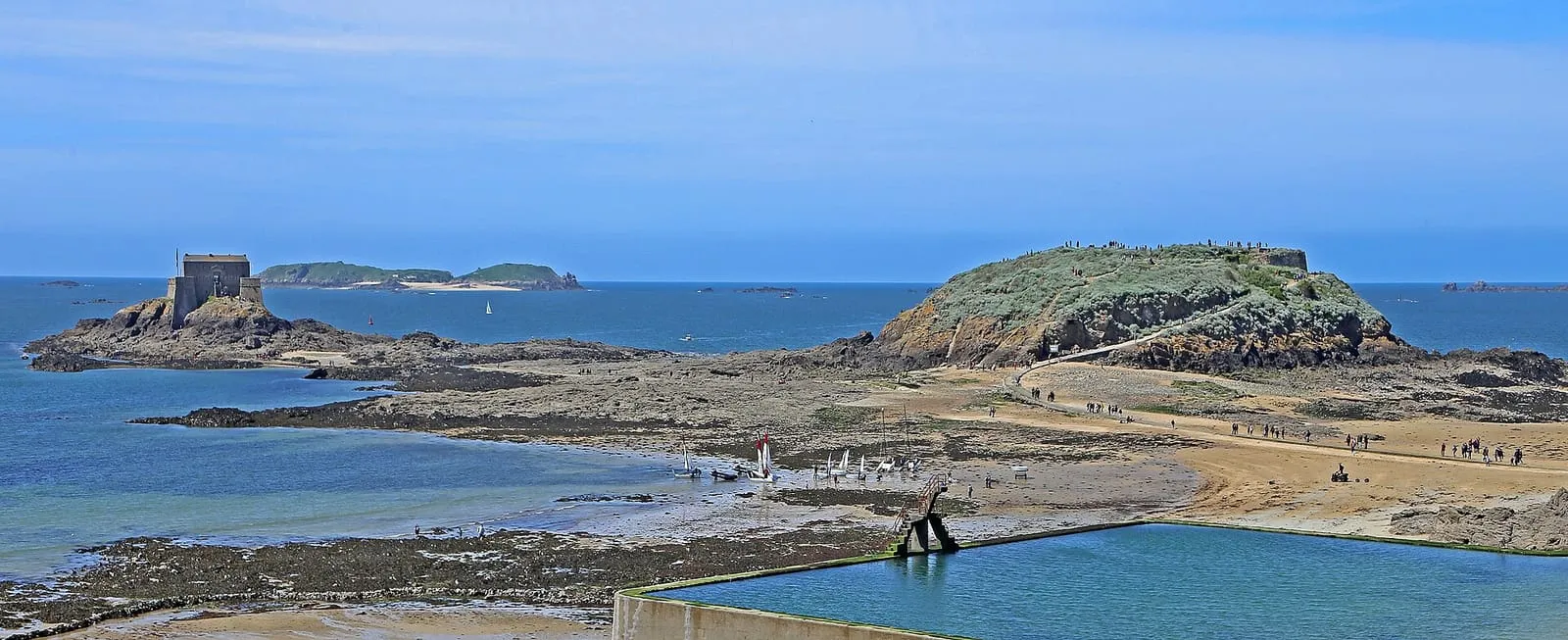 Le fort du Petit Bé et le Grand Bé dans la rade de Saint-Malo