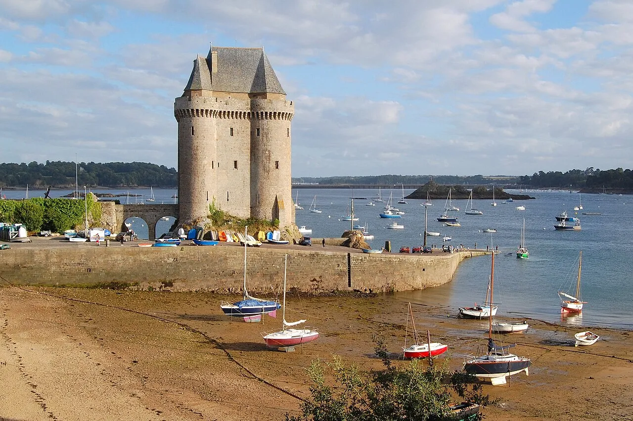The Solidor tower in the Rance estuary