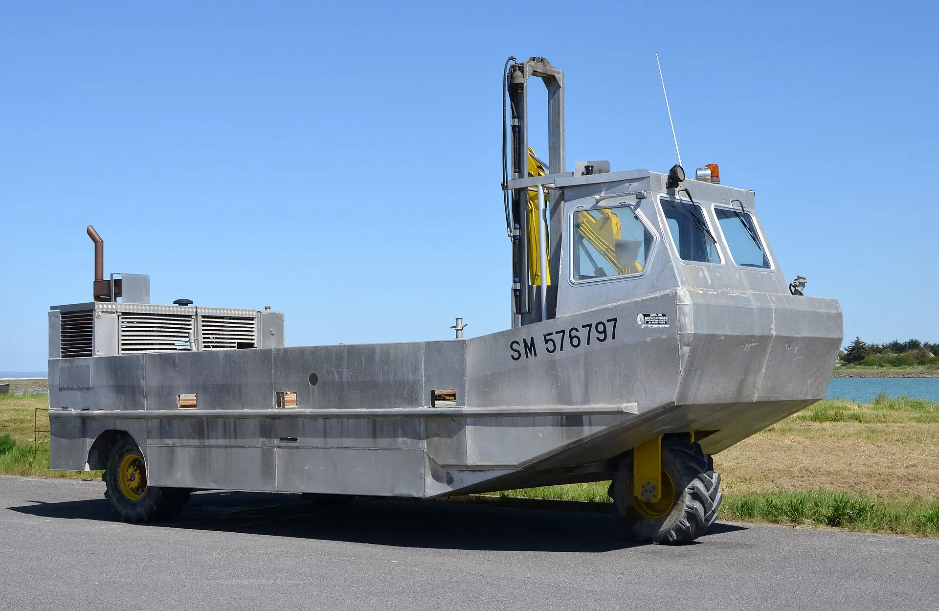 A mussel farmer's amphibious boat on the Vivier-sur-Mer foreshore